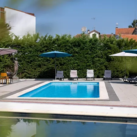 Montes - Exclusive & Prime Location * Coja