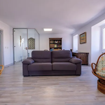 Montes - Exclusive & Prime Location Coja