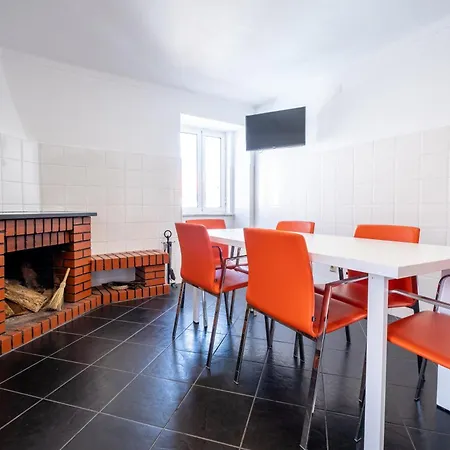 Montes - Exclusive & Prime Location