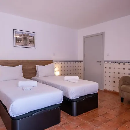 Montes - Exclusive & Prime Location * Coja