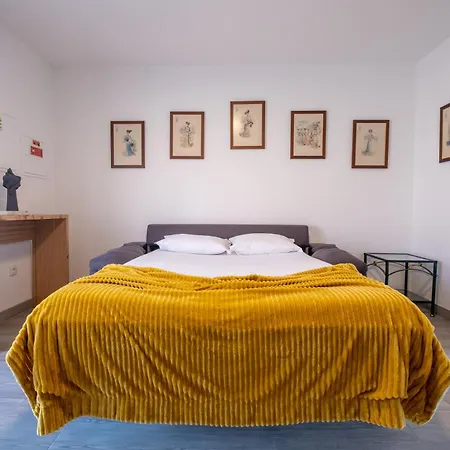 Montes - Exclusive & Prime Location * Coja