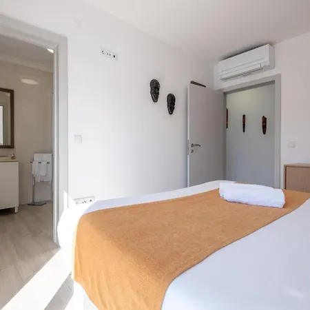 Montes - Exclusive & Prime Location Coja