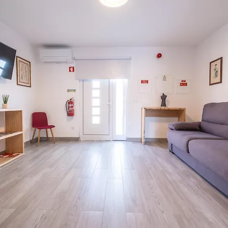 Montes - Exclusive & Prime Location Apartmán