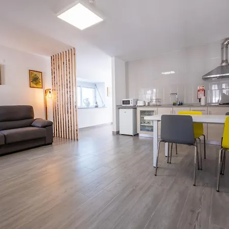 Montês Apartamento Coja