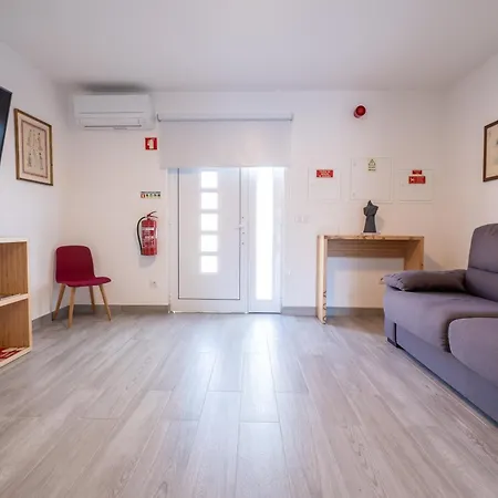 Montes - Exclusive & Prime Location *