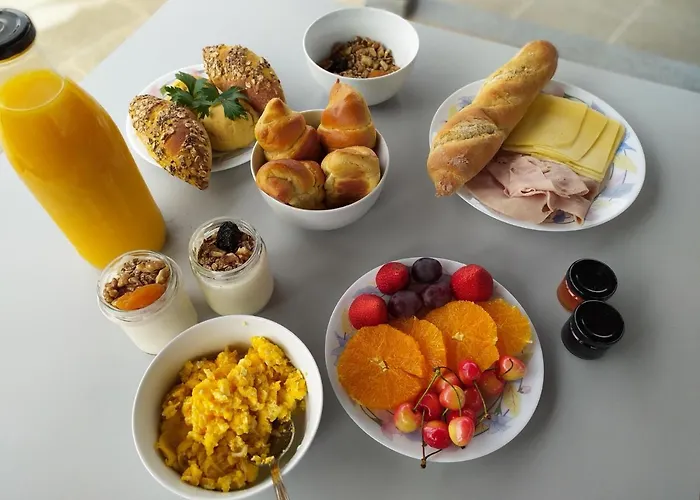 Montes - Exclusive & Prime Location * Coja