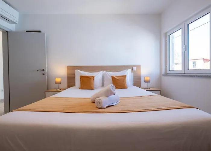 Montes - Exclusive & Prime Location شقة *