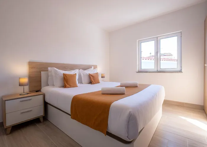 Montes - Exclusive & Prime Location דירה Coja