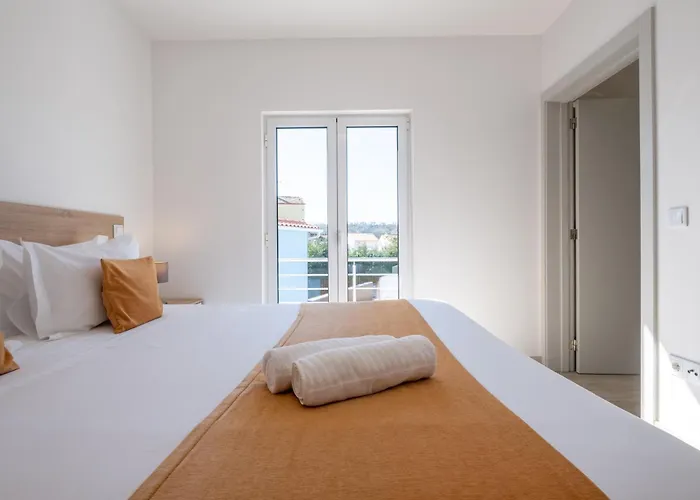 Montes - Exclusive & Prime Location Coja