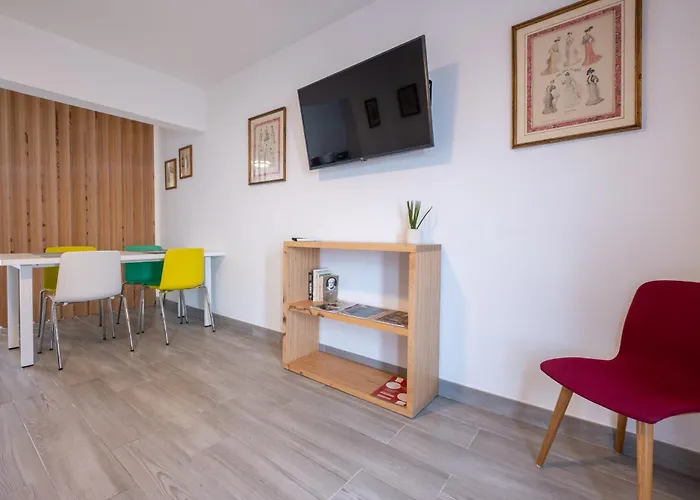 Montes - Exclusive & Prime Location Coja