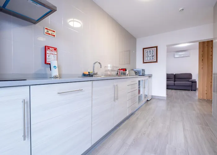 Montes - Exclusive & Prime Location * Coja