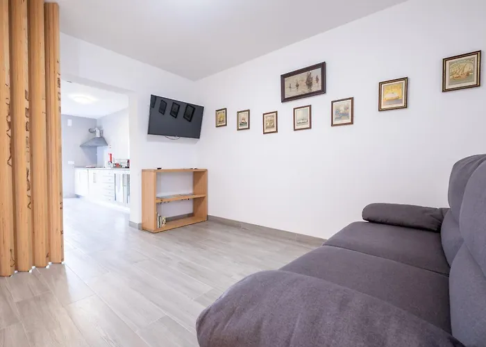 Montes - Exclusive & Prime Location *