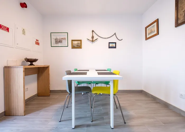 Montes - Exclusive & Prime Location * Coja