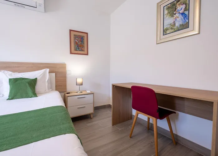 Montes - Exclusive & Prime Location شقة