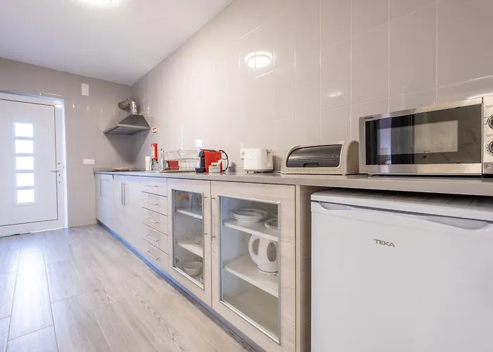 Montes - Exclusive & Prime Location דירה *