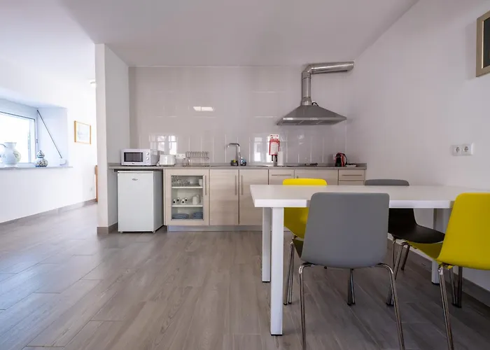 Montes - Exclusive & Prime Location شقة *